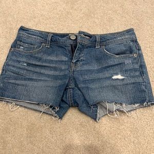 Small Aeropostale ripped Jean shorts